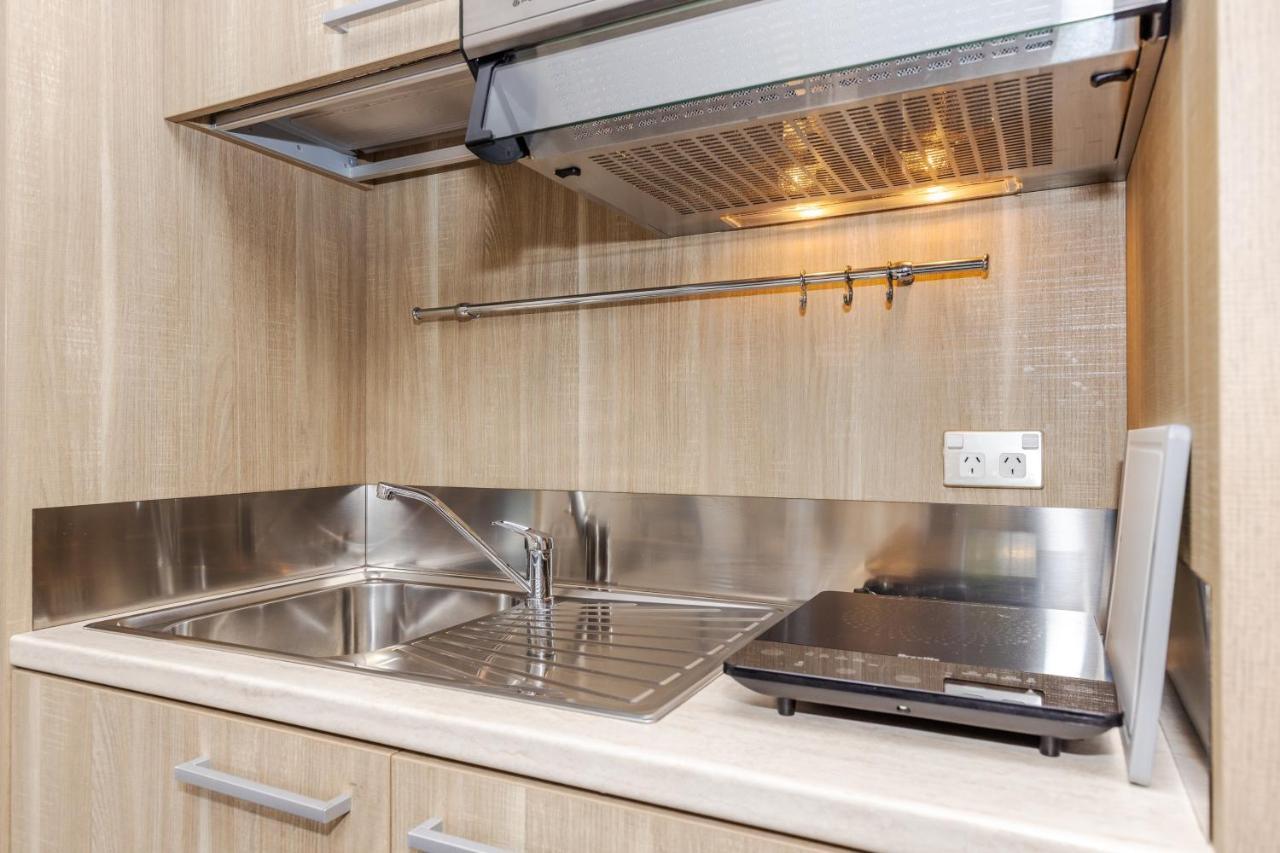 Sweet Magnolia 1 Or 2 Bedroom Suite St Kilda Cambridge With Complimentary Continental Breakfast Exteriér fotografie