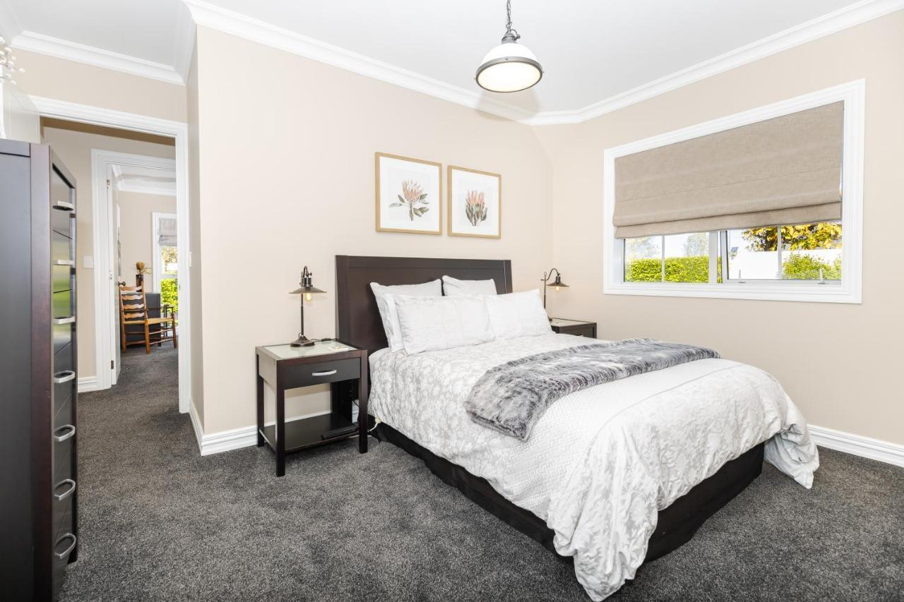 Sweet Magnolia 1 Or 2 Bedroom Suite St Kilda Cambridge With Complimentary Continental Breakfast Exteriér fotografie