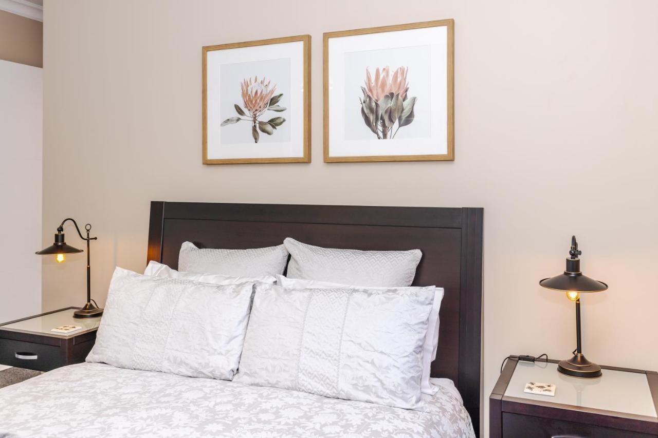 Sweet Magnolia 1 Or 2 Bedroom Suite St Kilda Cambridge With Complimentary Continental Breakfast Exteriér fotografie